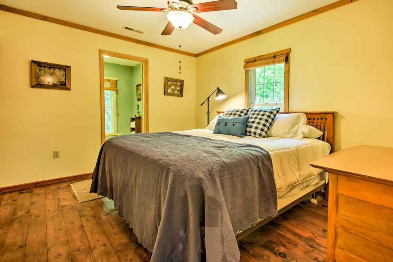 Clearwater Cabin On 10 Acres With Trout Stream! Monterey Ngoại thất bức ảnh
