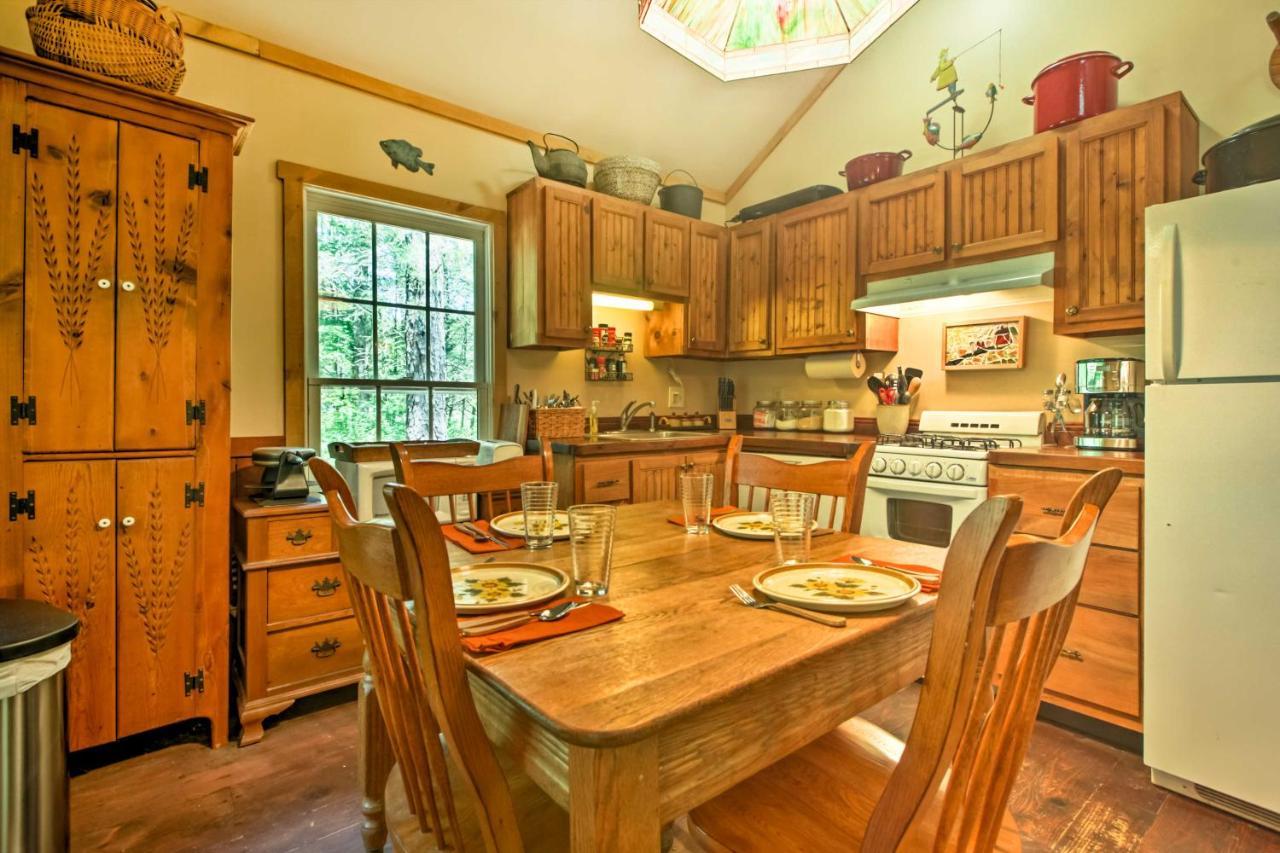 Clearwater Cabin On 10 Acres With Trout Stream! Monterey Ngoại thất bức ảnh