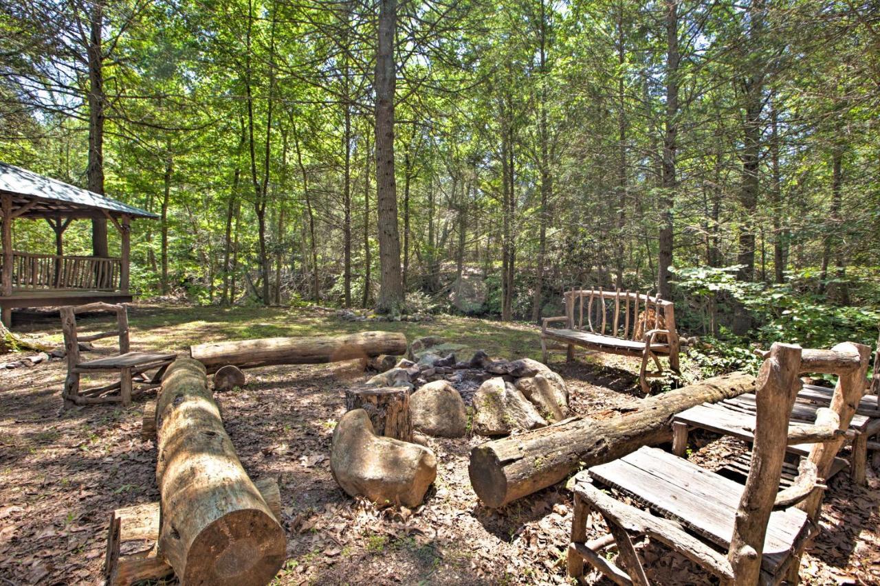 Clearwater Cabin On 10 Acres With Trout Stream! Monterey Ngoại thất bức ảnh